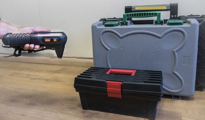ewidencja elektronarzędzi czipami RFID